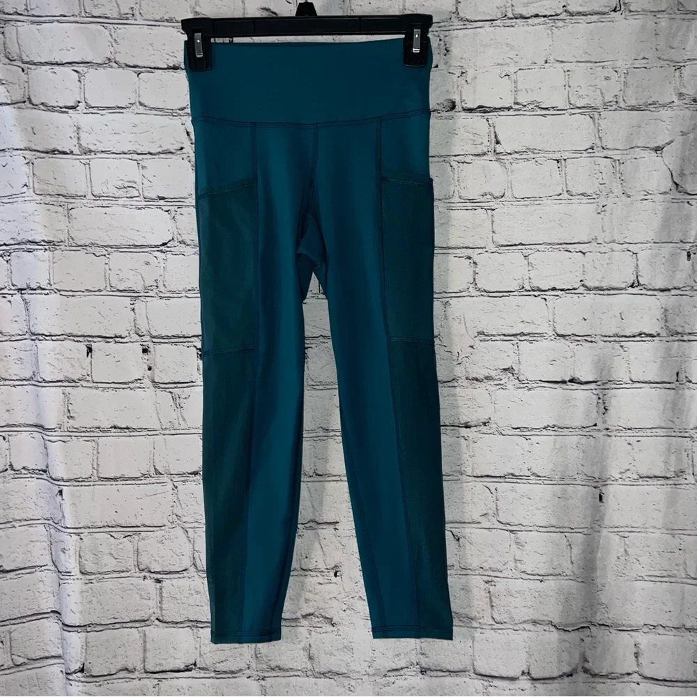 Universal Standard NWT Cropped Mesh Leggings Mid Rise Teal Color Size‎ XS